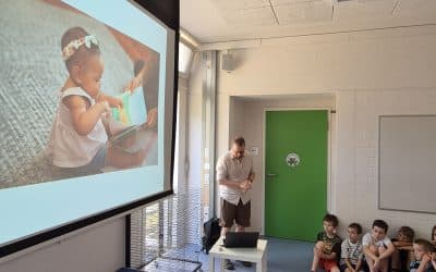 Wenn Buchstaben tanzen – Herr Wallis erklärt den Kindern Legasthenie